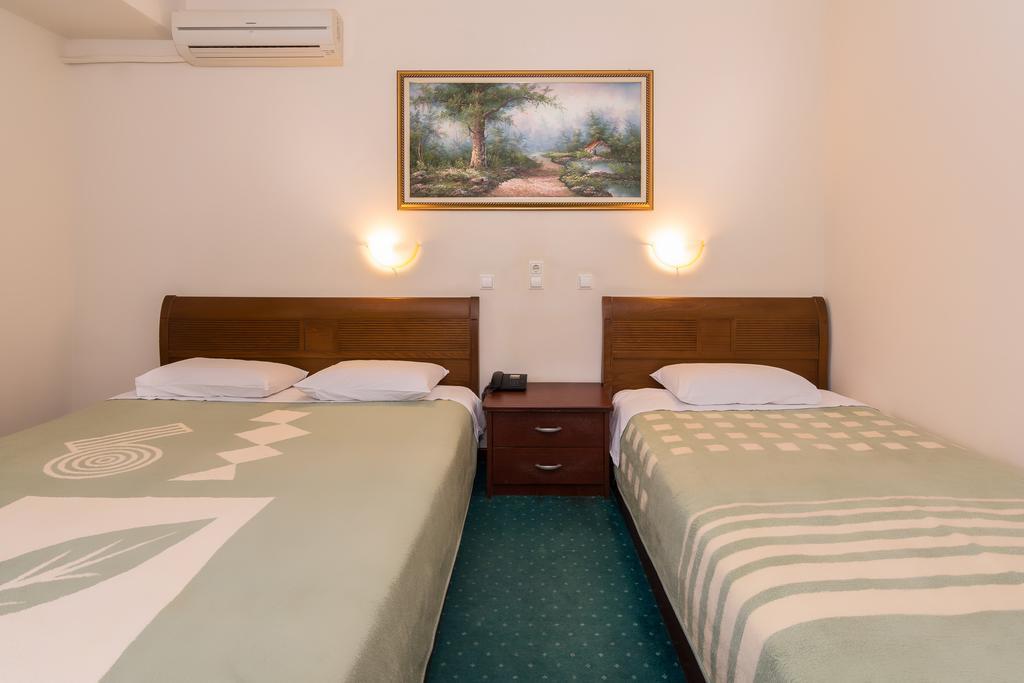 Hotel Alexandros Doxato 외부 사진